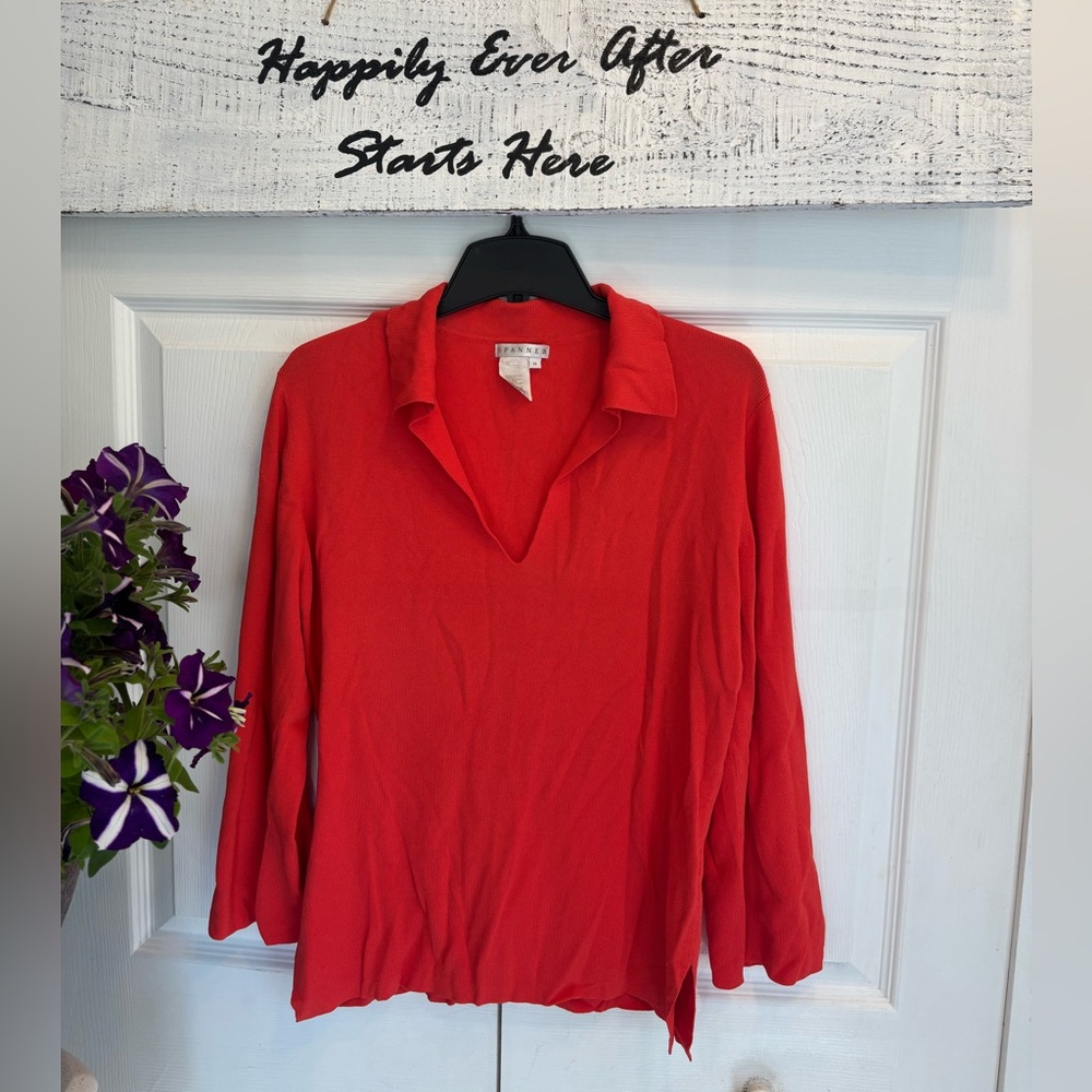 SPANNER Vibrant Red Collared V-Neck Long Sleeve Shirt Women’s Medium